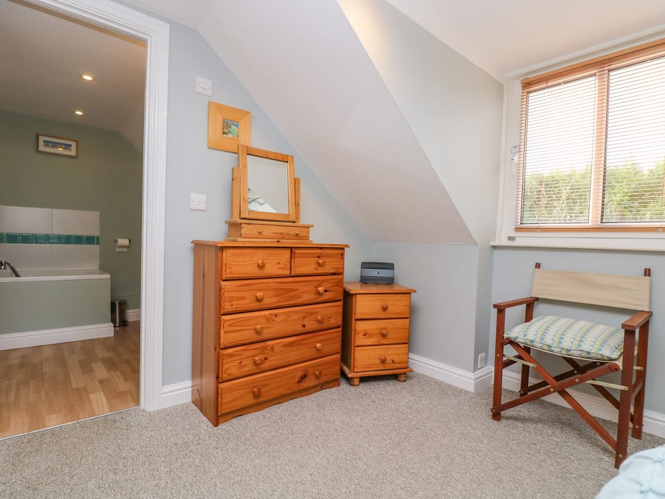Cottage | Interior