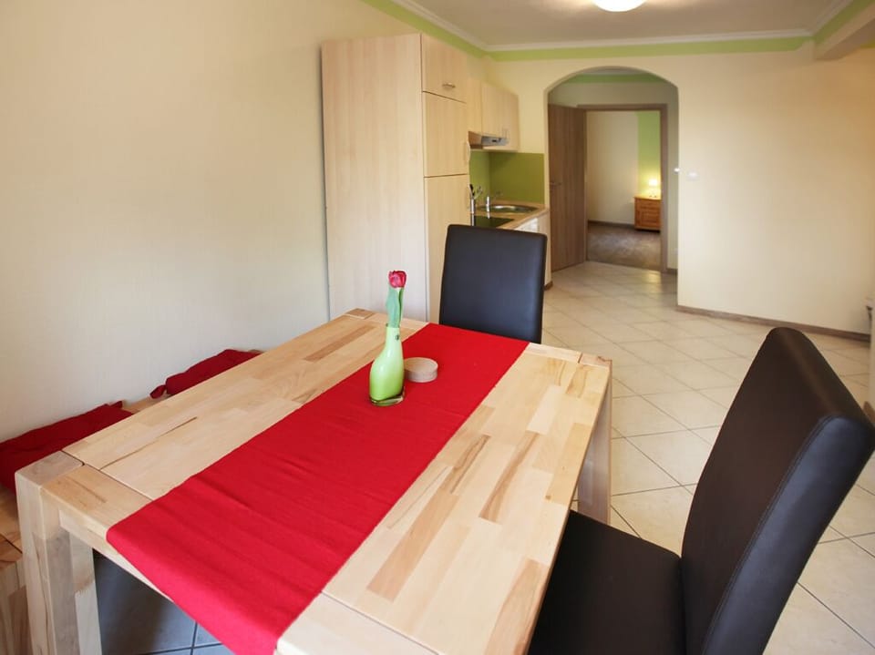 Apartment, Ground Floor | In-room dining
