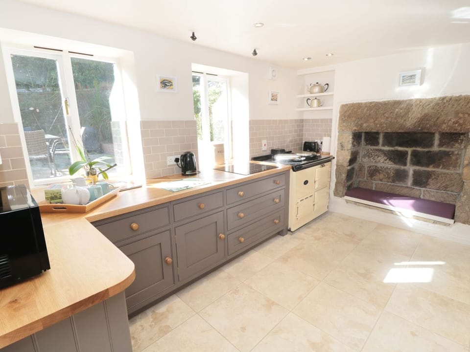 Cottage | Interior