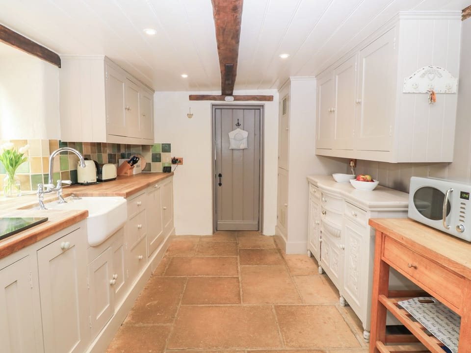 Fridge, microwave, dishwasher, highchair