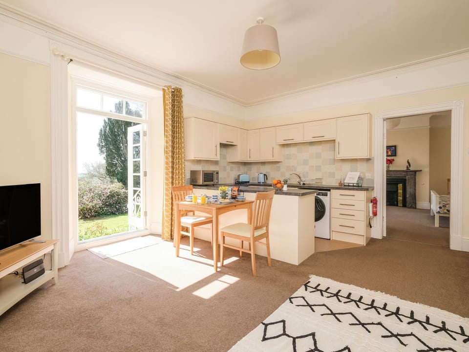 Cottage | Interior