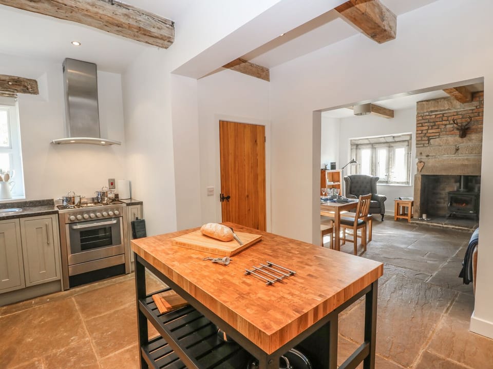 Cottage | Interior
