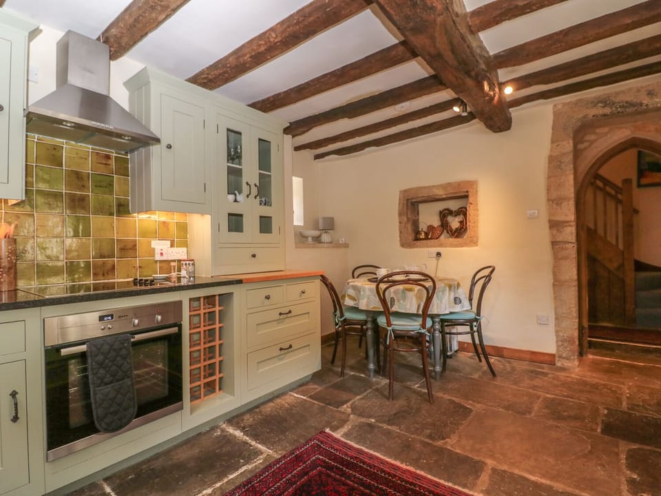 Cottage | Interior