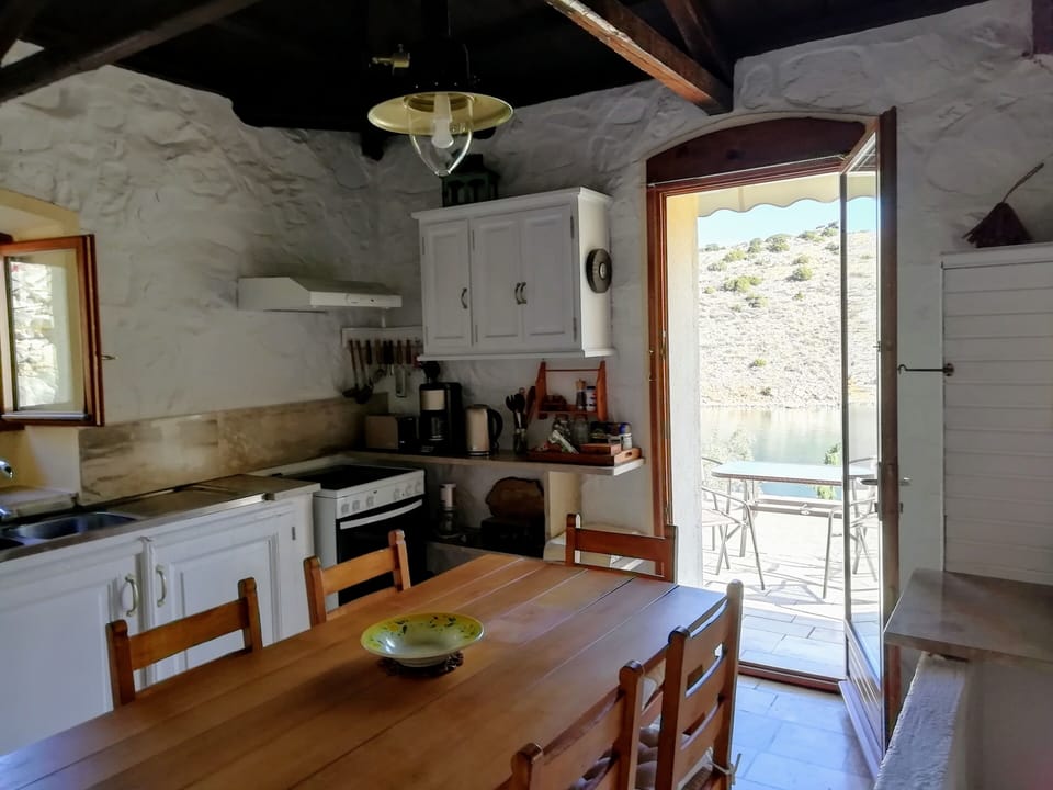 Well equipped kitchen at Arbeli House 
