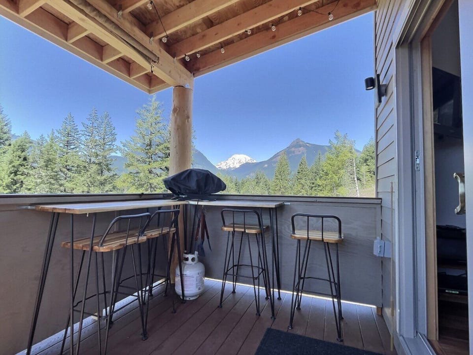 Admire Mt. Rainier while grilling up dinner.