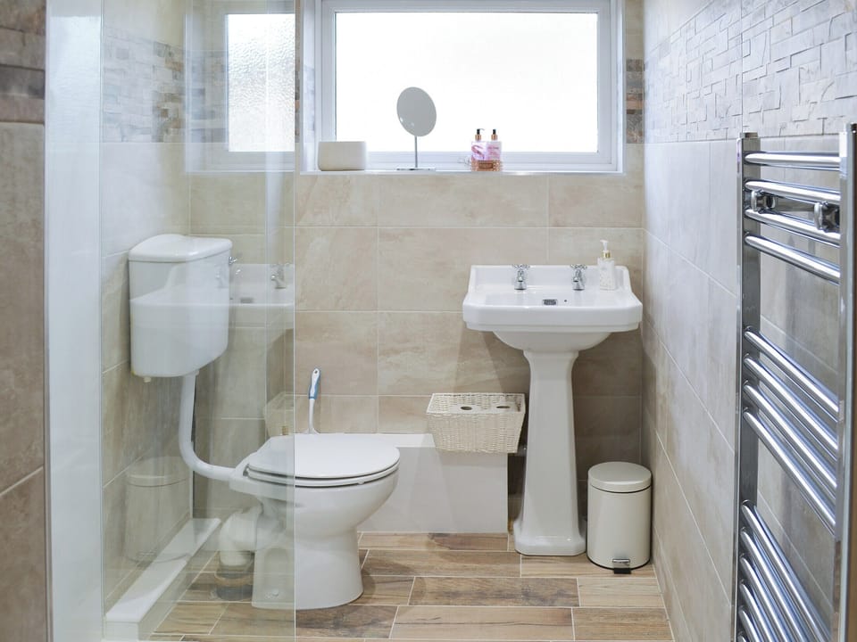 Shower room | Spring Tides, Beadnell