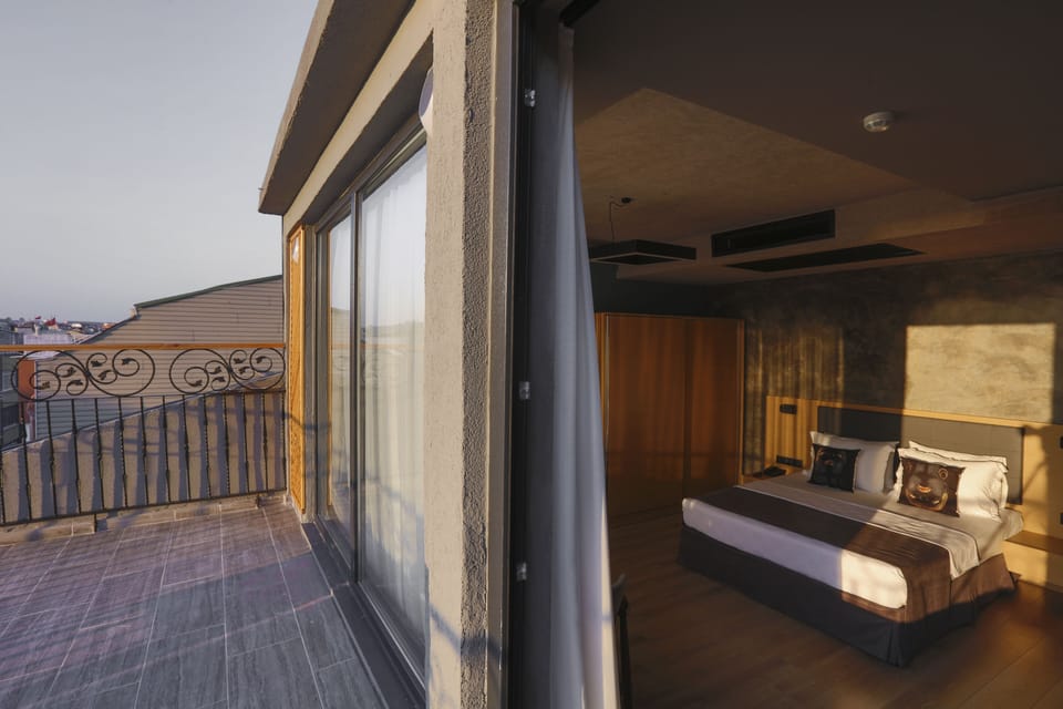 Superior Suite, Sea View | Terrace/patio