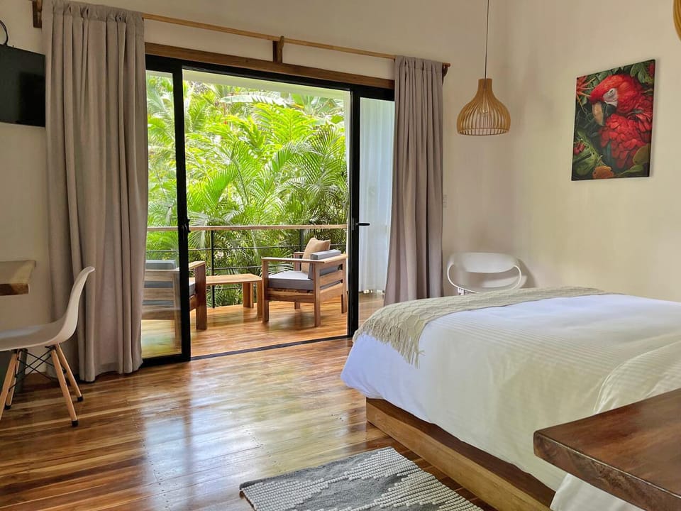 LUXURY BUNGALOW with AC #5 | Free WiFi, bed sheets, wheelchair access