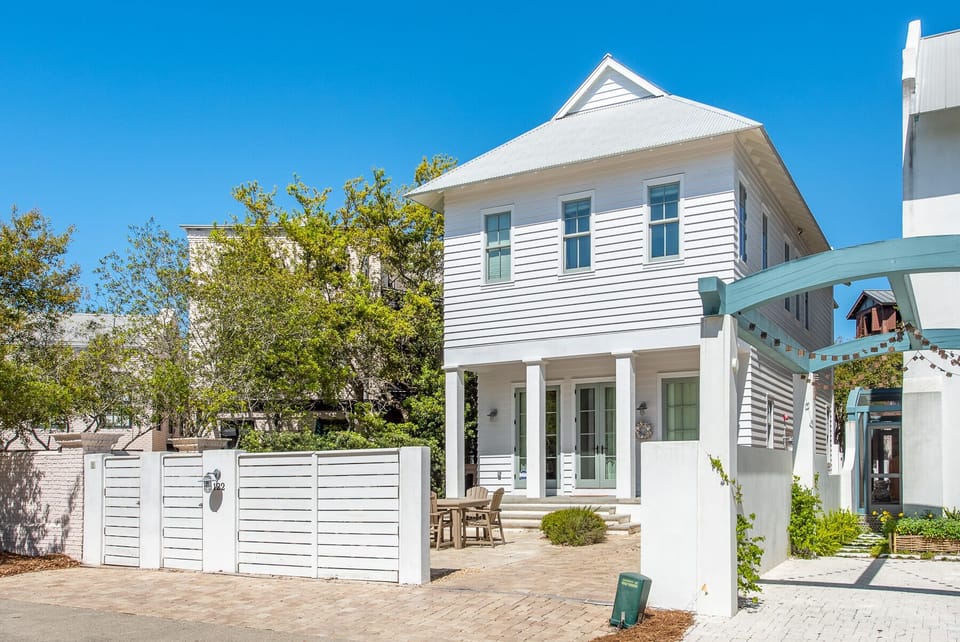 Front Picture of our Rosemary Beach View Cottage.