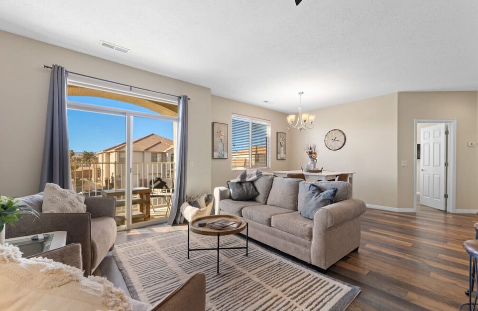 Spacious and open living, dining and kitchen area.