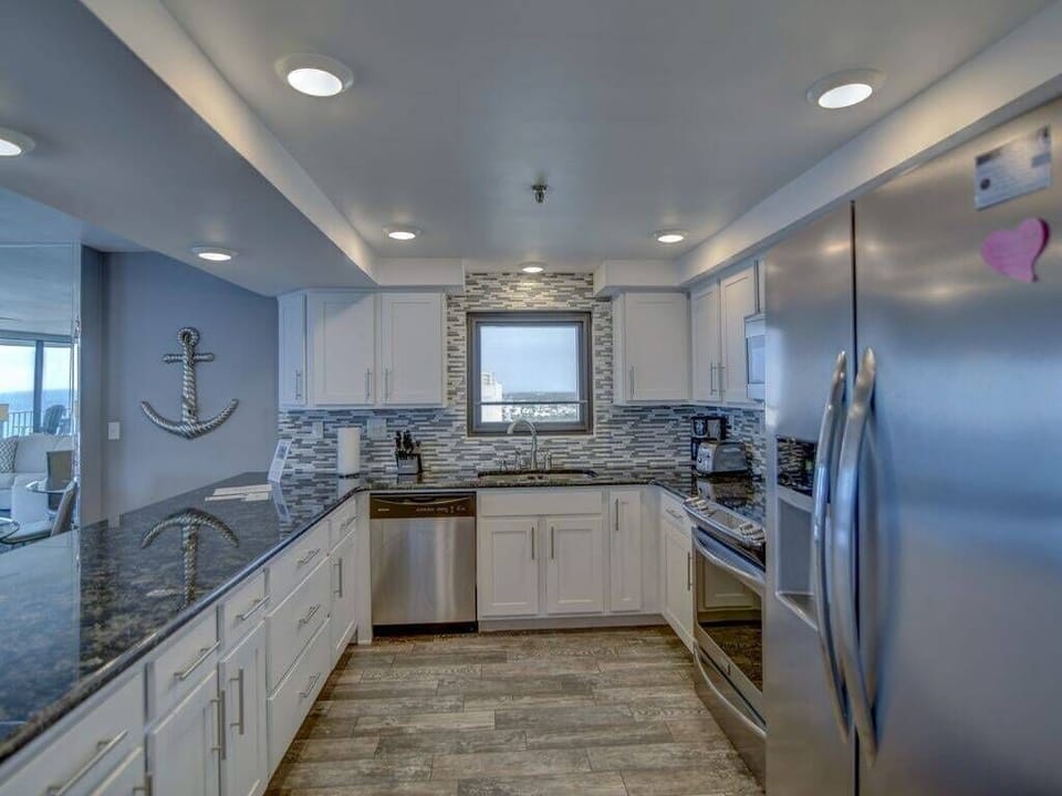 Gourmet Kitchen 