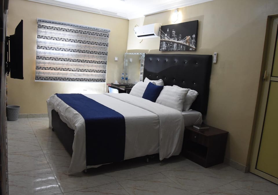 Egyptian cotton sheets, premium bedding, down comforters