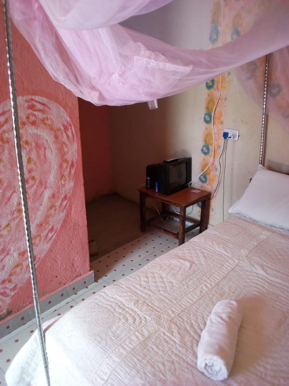 Double Room | Free WiFi, bed sheets