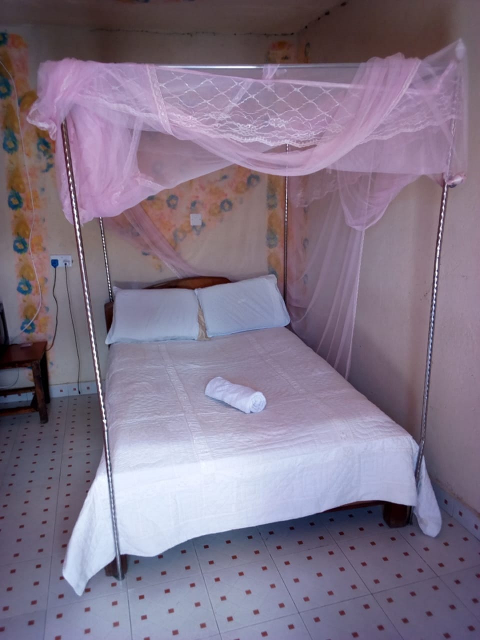 Double Room | Free WiFi, bed sheets