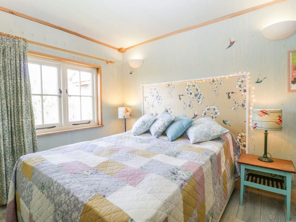 Little Willow Cottage in North Dorset District