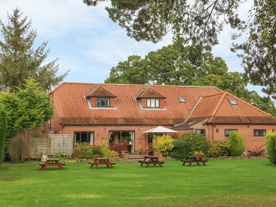 Cottage | Interior