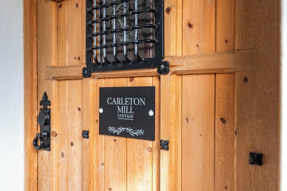 Cottage | Exterior detail