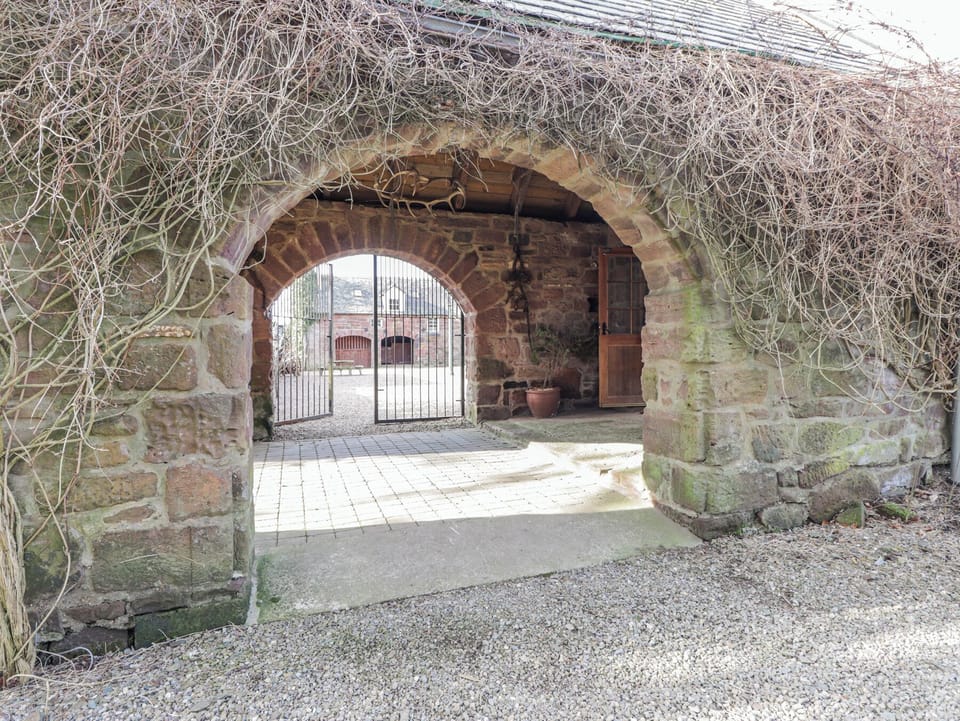 Cottage | Property grounds