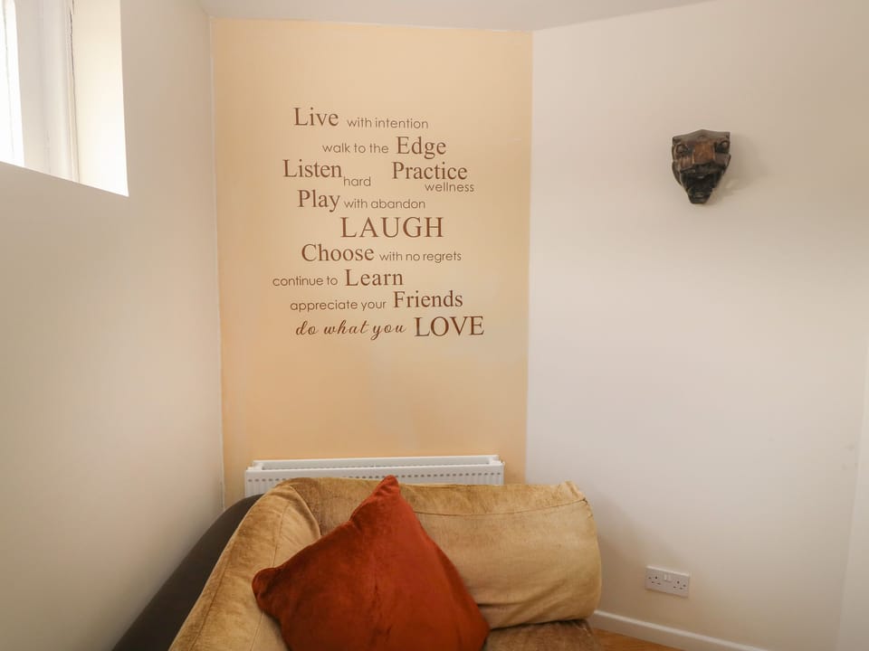 Cottage | Interior