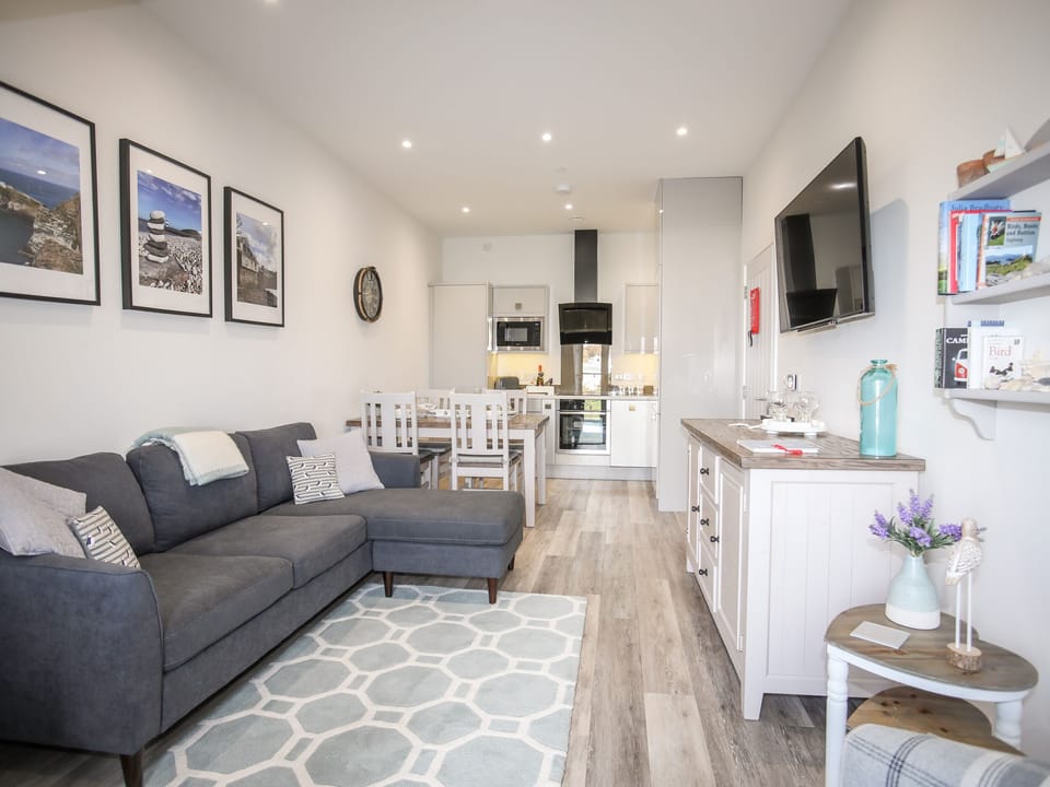 Cottage | Interior