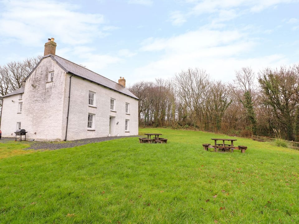 Cottage | Interior