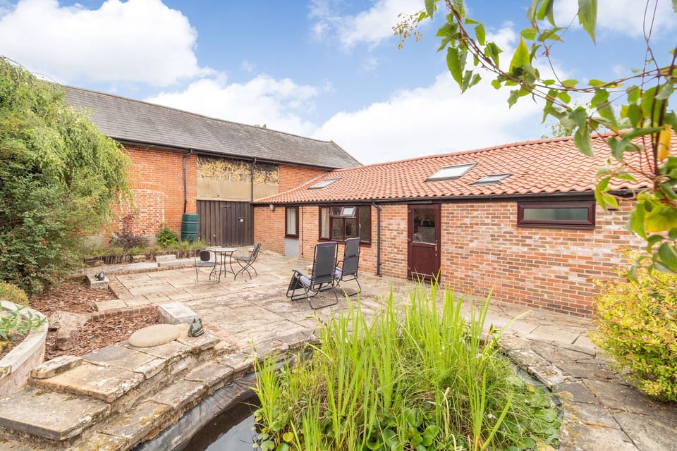 Cottage | Property grounds