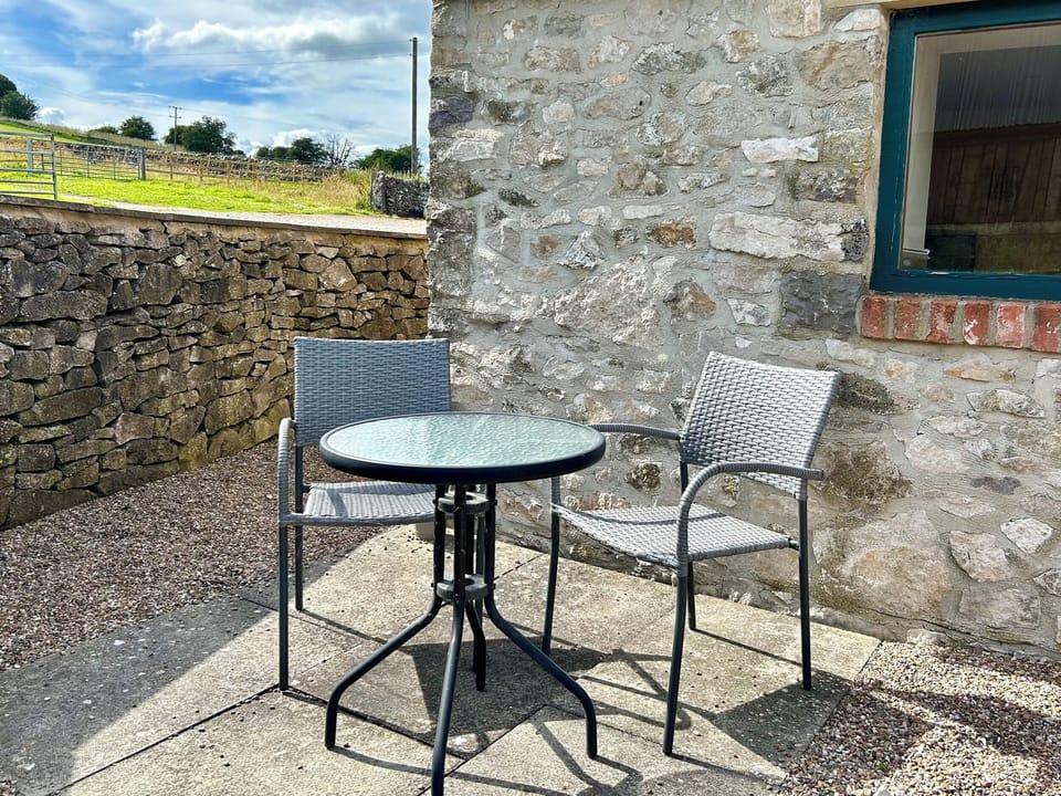 Cottage | Outdoor dining