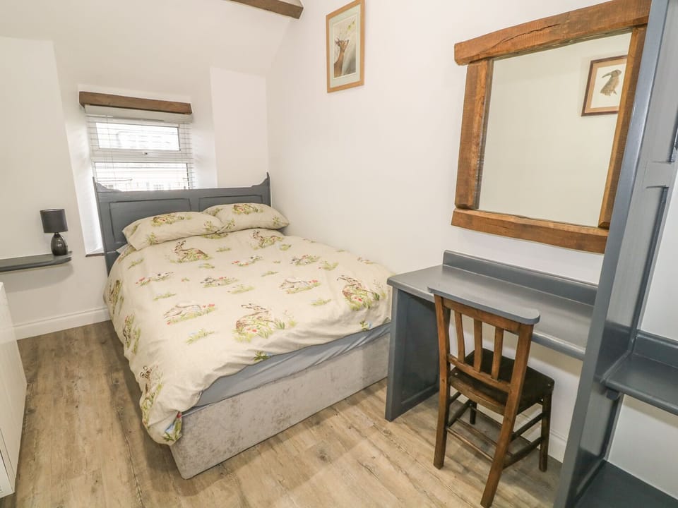 Cottage | 3 bedrooms, individually decorated, individually furnished, free WiFi