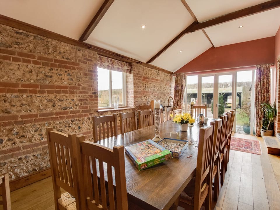 Cottage | Interior