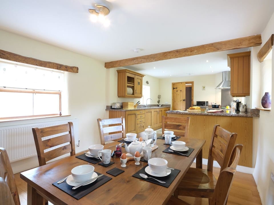 Cottage | Interior