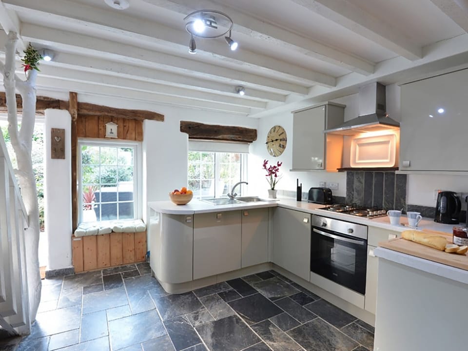 Cottage | Interior