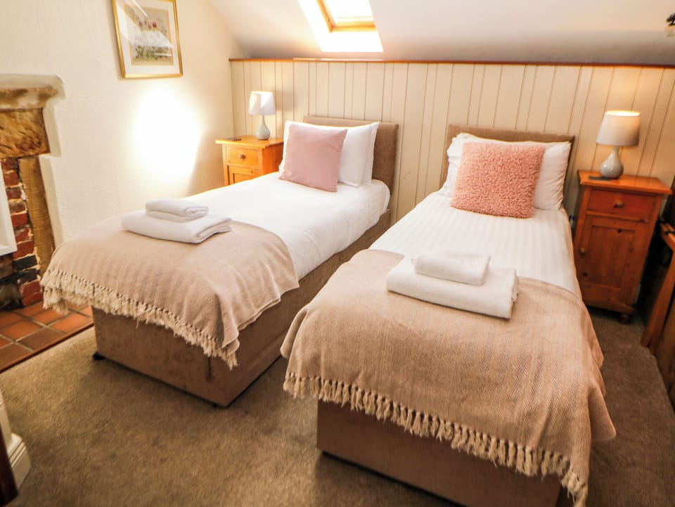Slade Cottage Cottage in Staffordshire Moorlands District