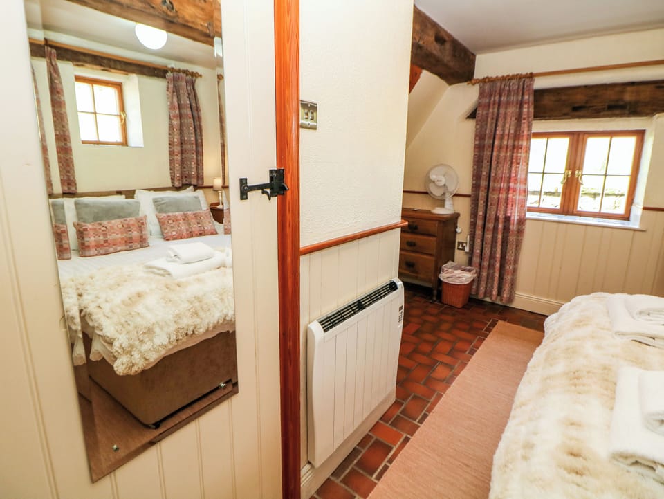 Slade Cottage Cottage in Staffordshire Moorlands District