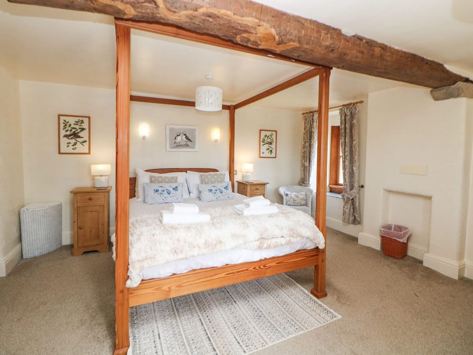 Slade House Cottage in Staffordshire Moorlands District