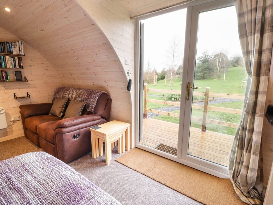 Cottage | 1 bedroom, individually decorated, individually furnished, free WiFi