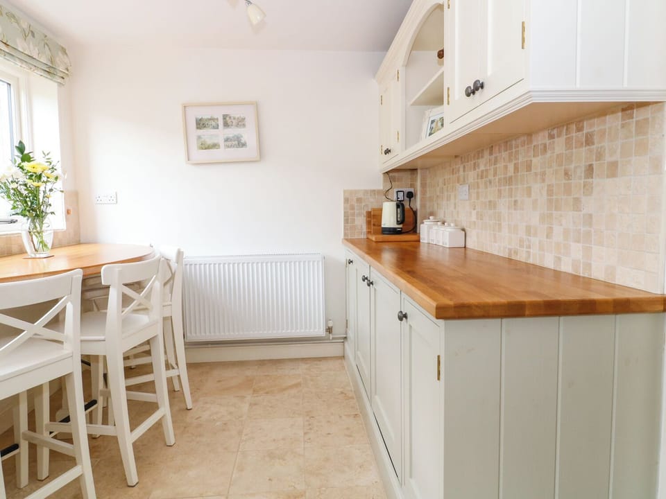 Cottage | Interior