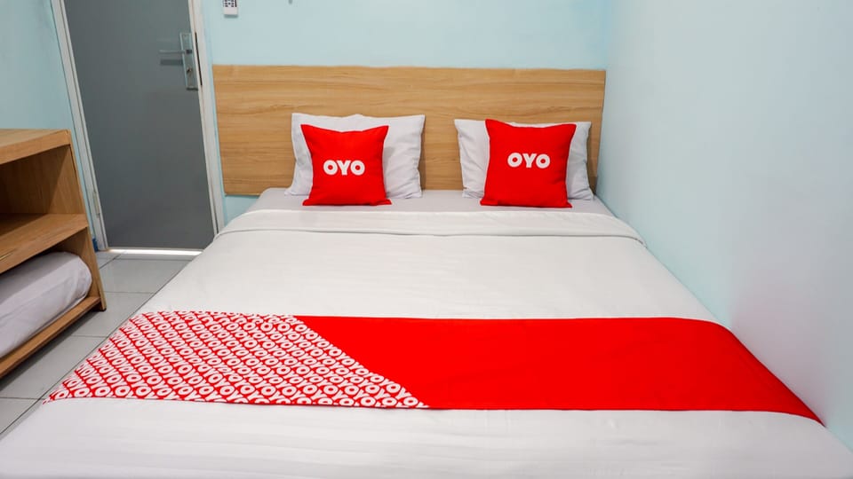 Standard Double Room | Free WiFi, bed sheets