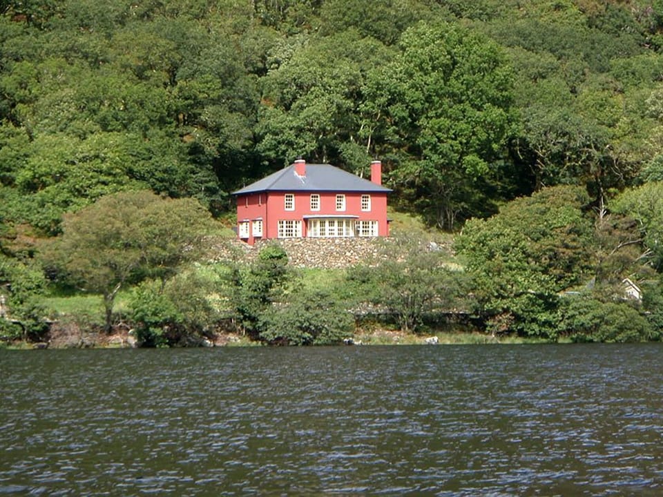 Cottage | Interior