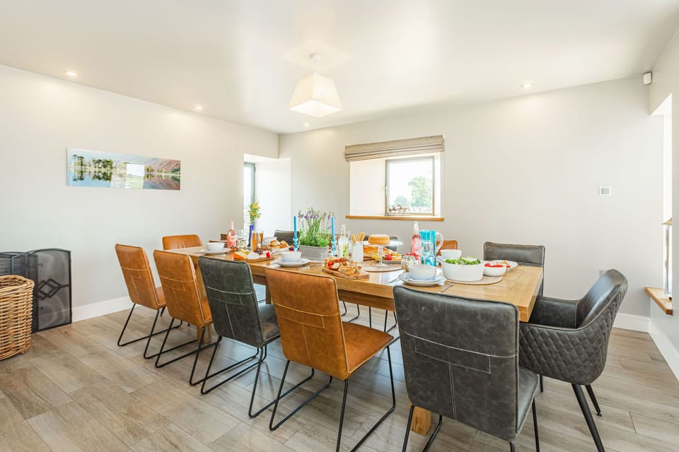 Cottage | Interior