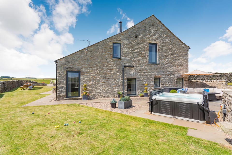 Cottage | Property grounds