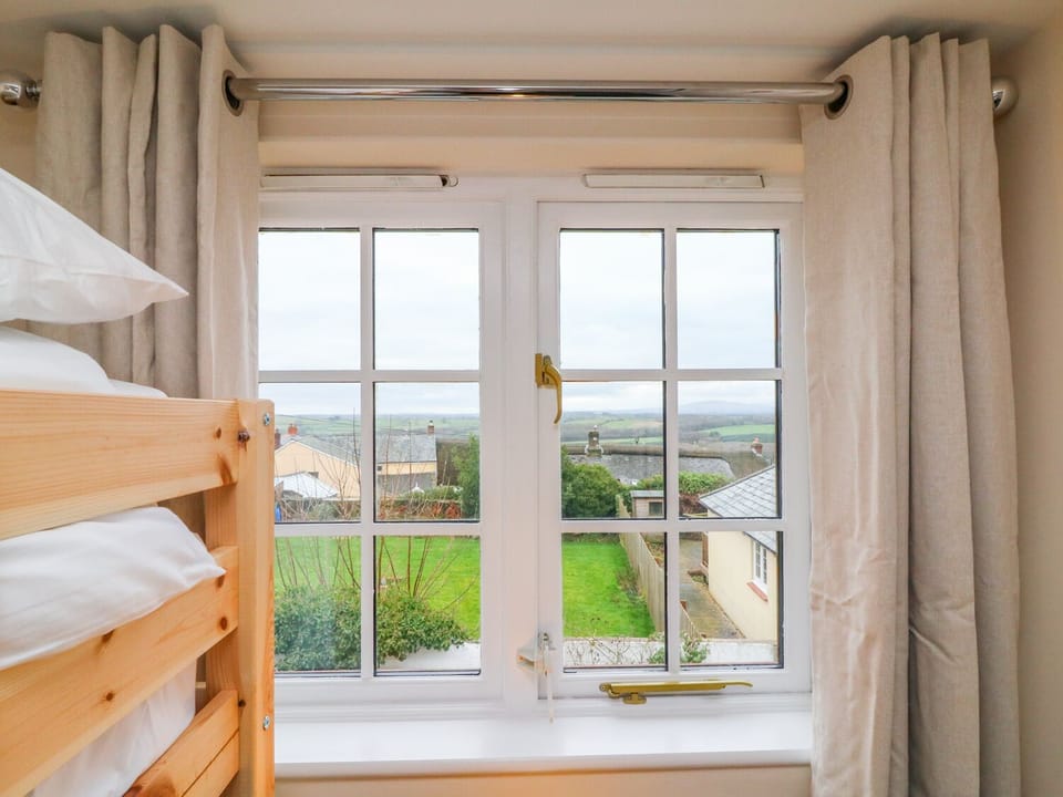 Cottage | 2 bedrooms, individually decorated, individually furnished, free WiFi