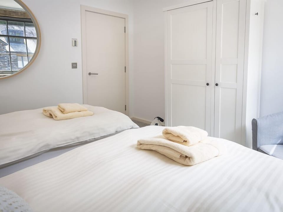 Cottage | 2 bedrooms, individually decorated, individually furnished, free WiFi
