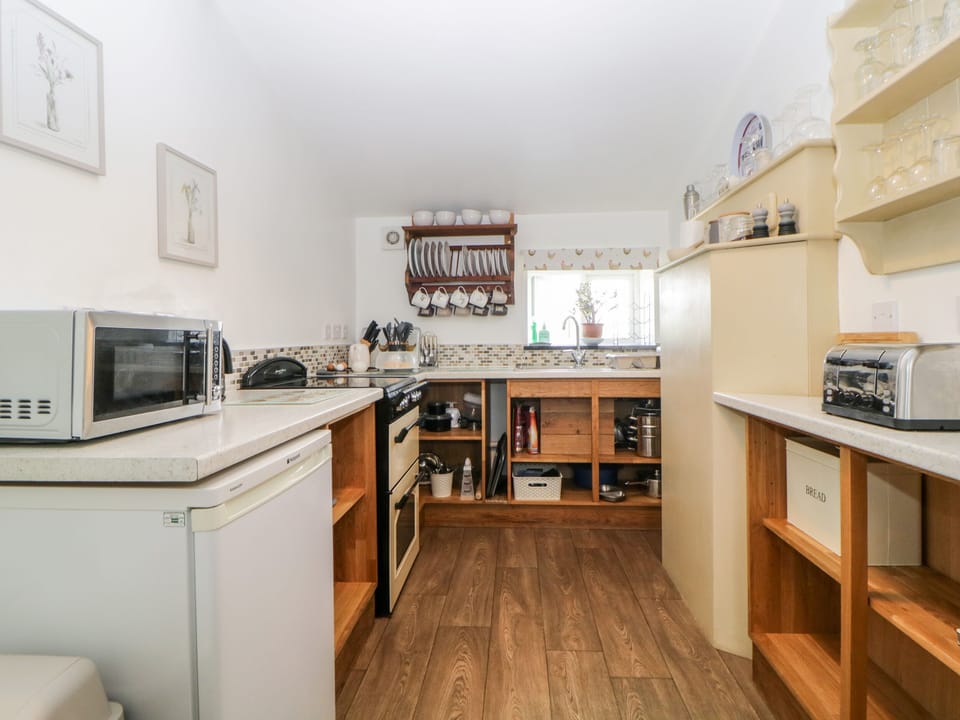 Cottage | Interior