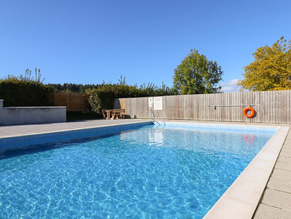 Cottage | Pool