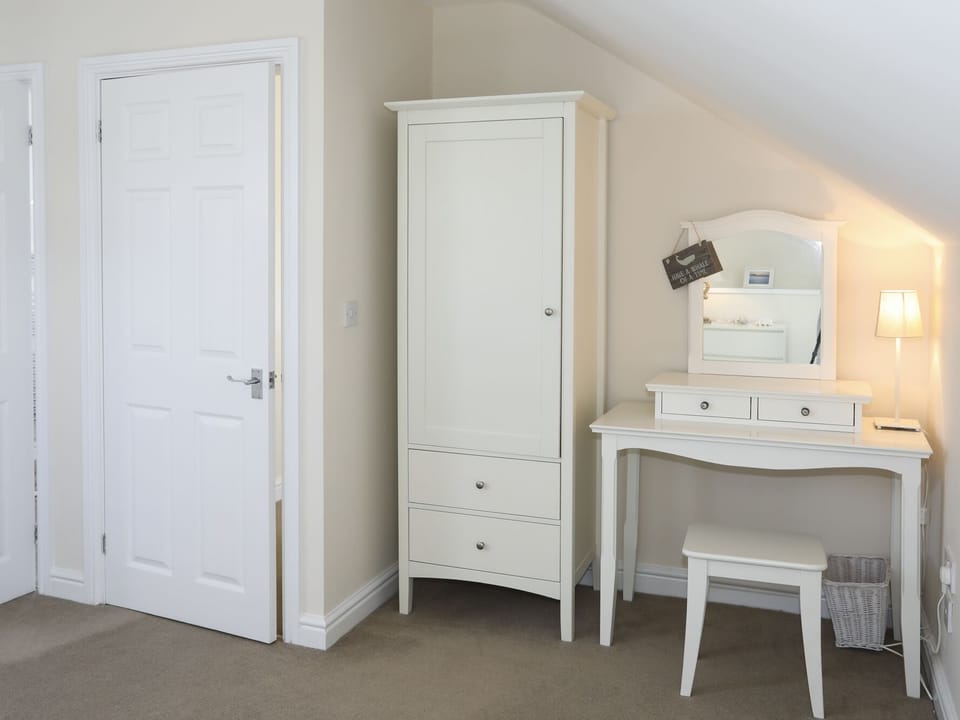 Cottage | 7 bedrooms, individually decorated, individually furnished, free WiFi