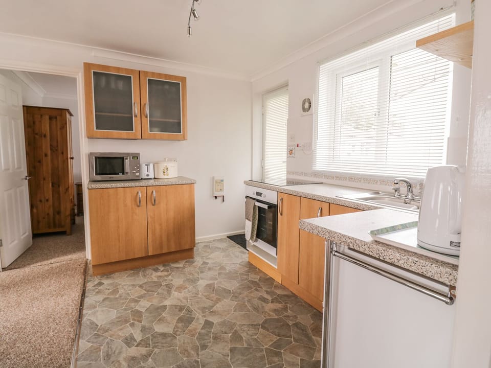 Cottage | Private kitchen | Cookware/dishes/utensils