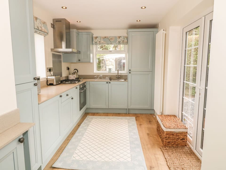 Cottage | Interior
