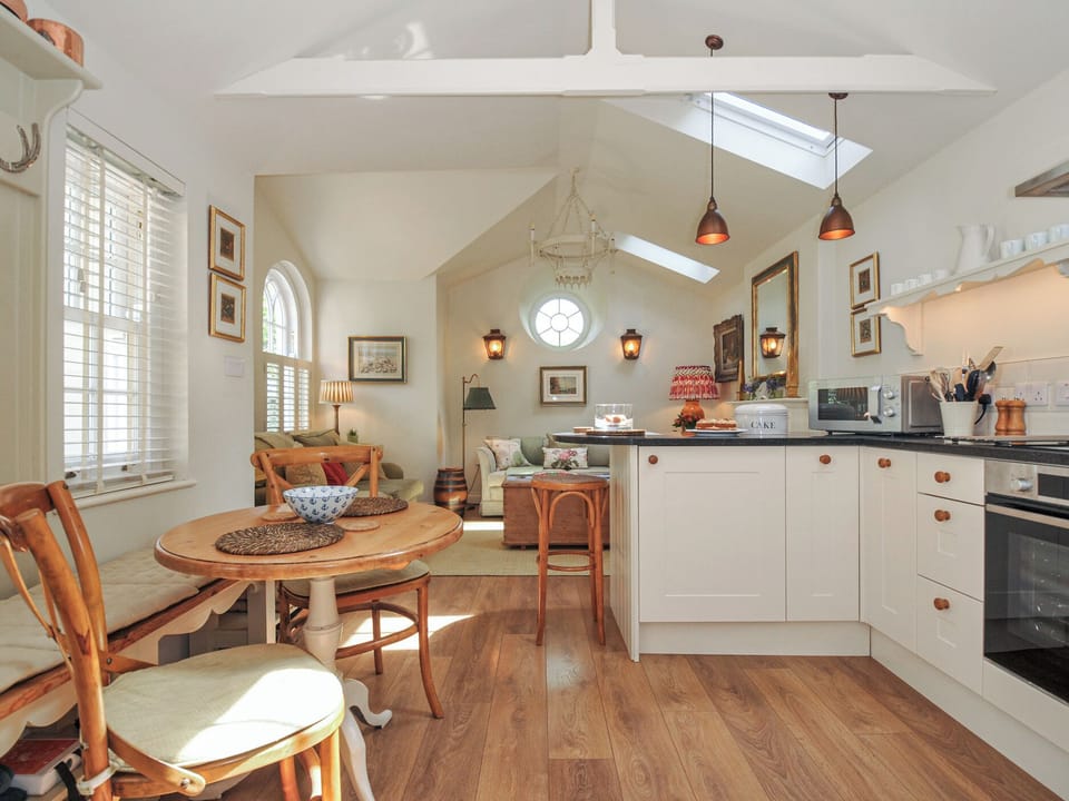 Cottage | Interior