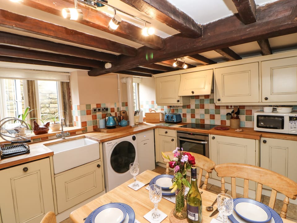 Cottage | Interior