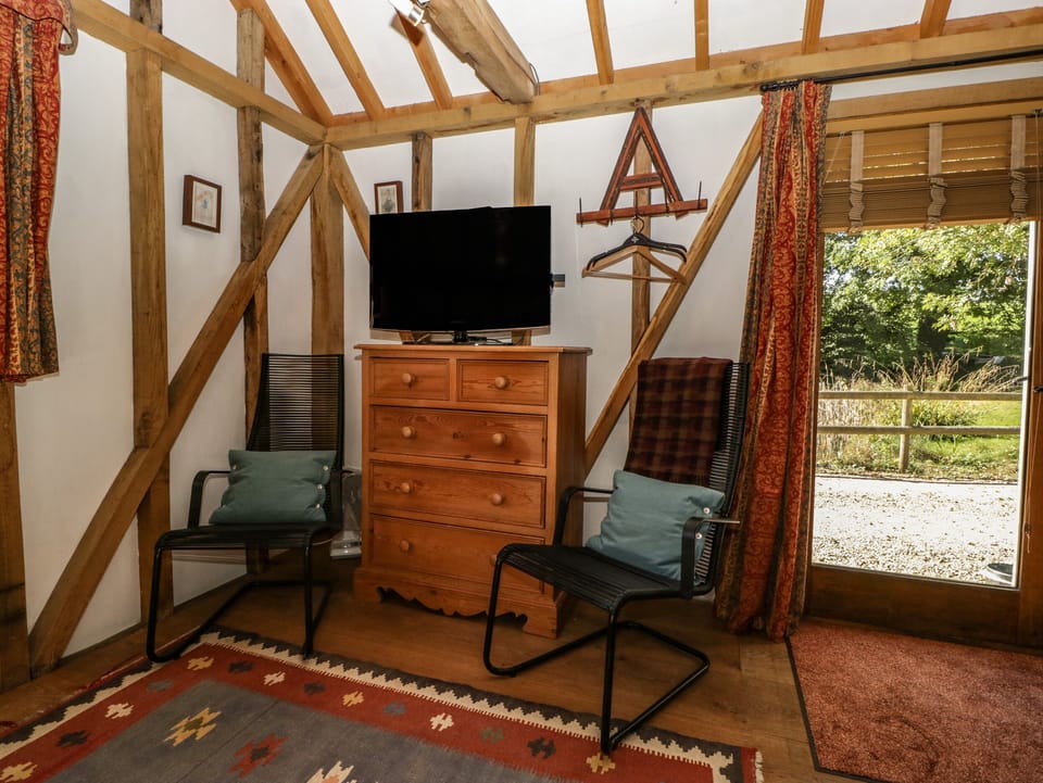 Cottage | 1 bedroom, individually decorated, individually furnished, free WiFi